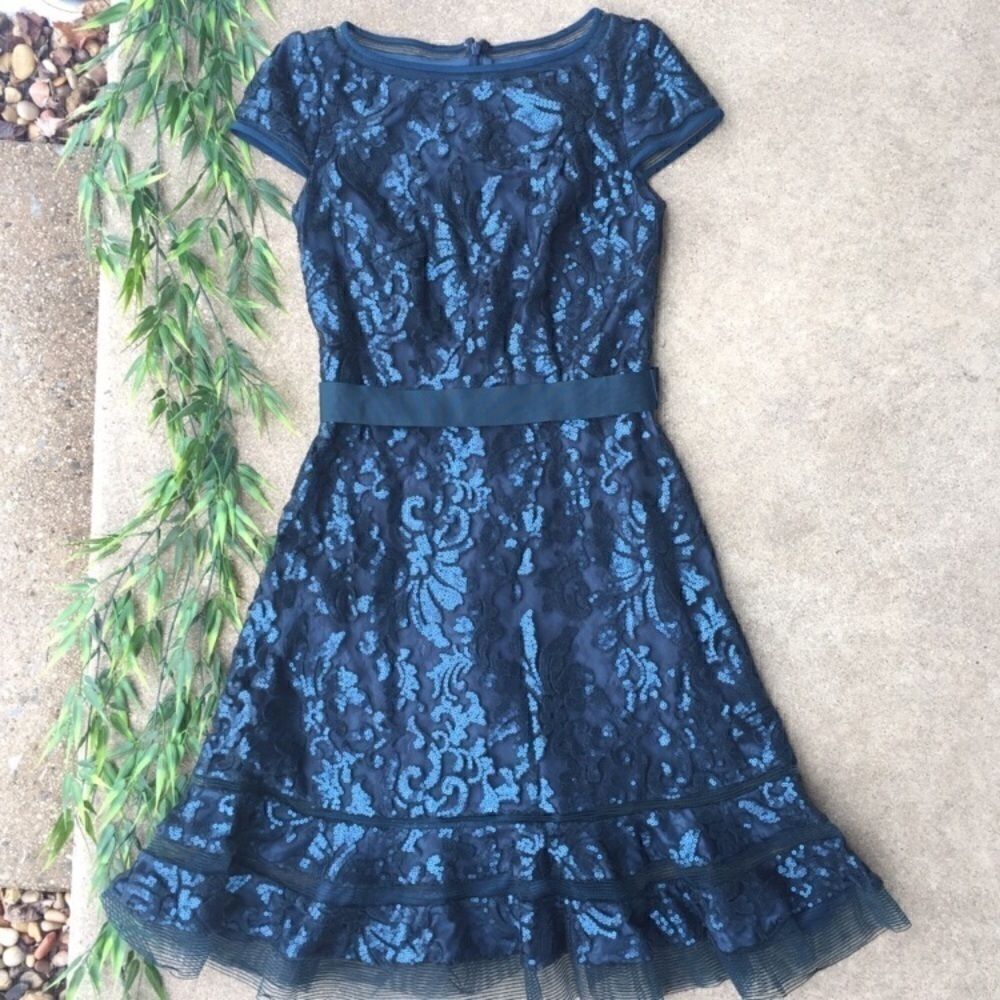 Tadashi Shoji Sequin Floral Brocade Cocktail Dress Womens 4 Navy - Picture 2 of 8
